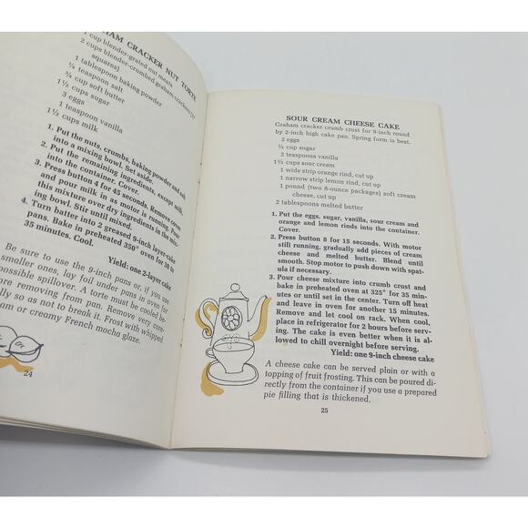 Your Waring Cookbook The Pleasure of Blending 7 Speed Blender Booklet 1969 Vtg - Picture 4 of 8